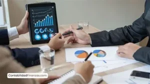 Lee más sobre el artículo DEL PRESUPUESTO A LA ACCIÓN: ¿POR QUÉ EL AUTOCONOCIMIENTO ES EL VERDADERO MOTOR DE LA SALUD FINANCIERA?